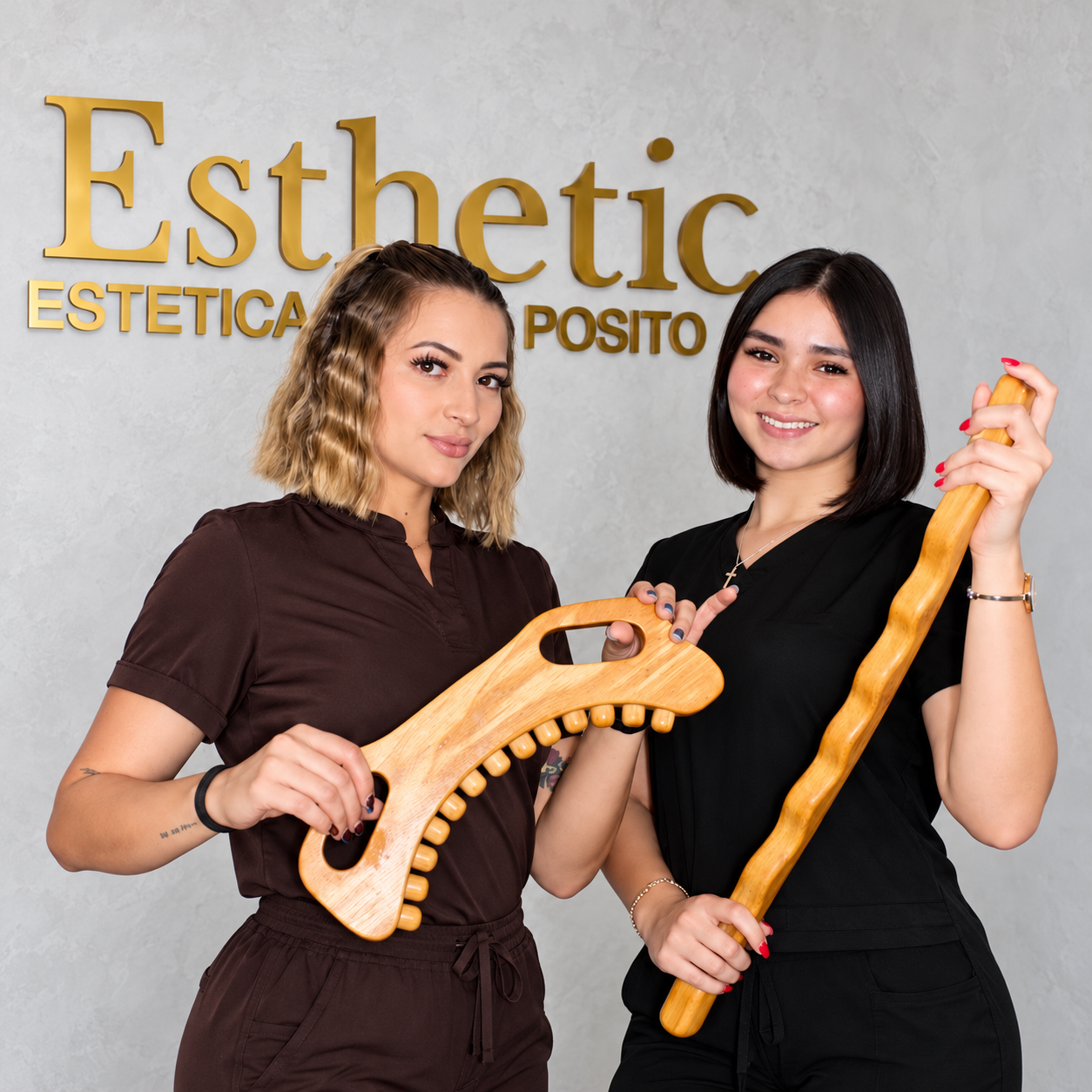 Equipo de Shalem Esthetic con herramientas de maderoterapia